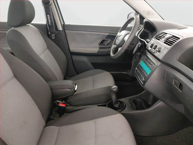 Škoda Fabia (2010) Style 1.2, po STK, dobrý stav - fotka 8 z 15
