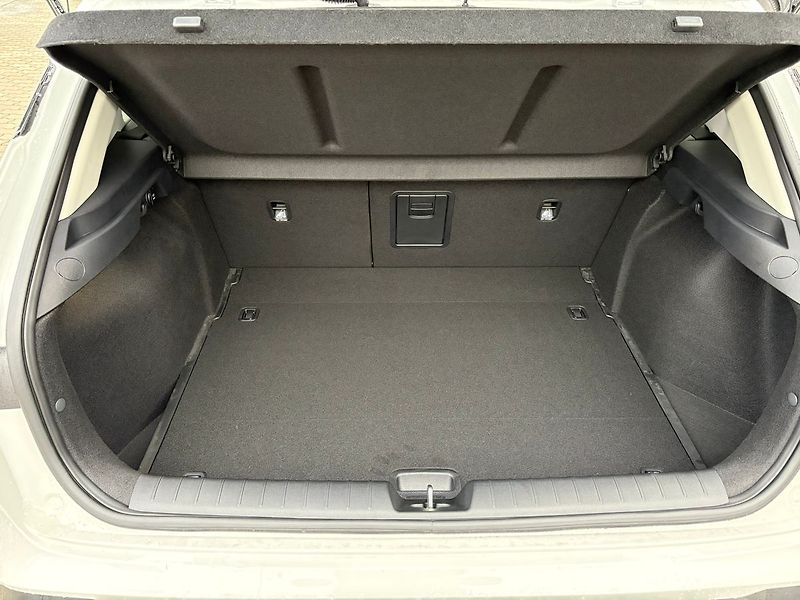 Kia Ostatní HB 1,6 T-GDi GPF 7DCT TOP 132 - fotka 10 z 16
