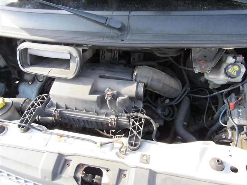 Ford Transit 2,2 TDCi Skříň 1.majitel - fotka 22 z 22