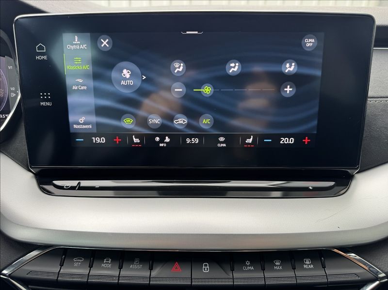 Škoda Octavia 2,0 TDI DSG STYLE+ DPH 1maj ČR - fotka 42 z 50