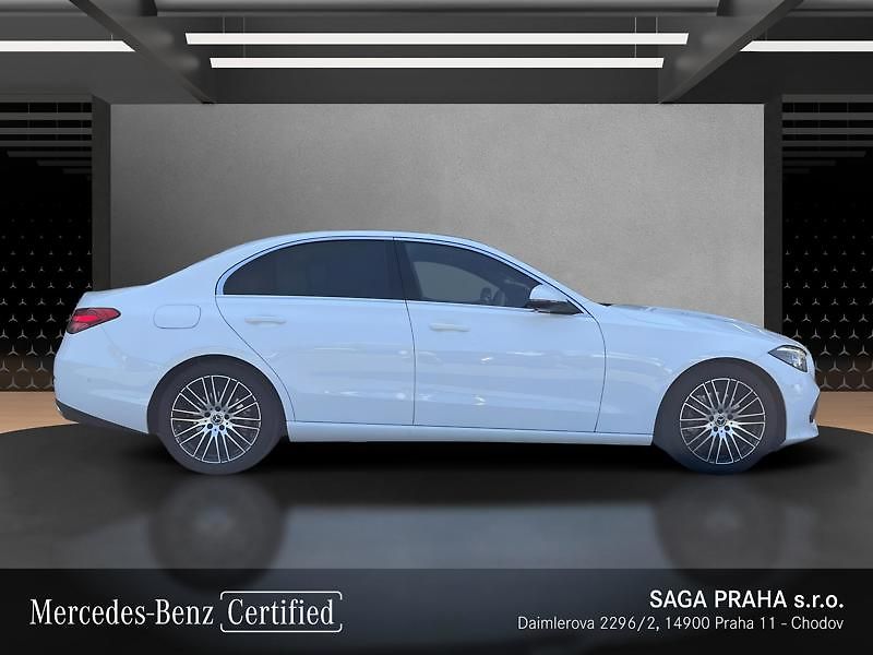 Mercedes-Benz Třídy C 200 4MATIC Avantgarde - fotka 3 z 18