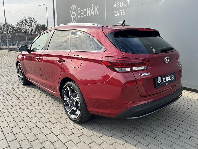 Hyundai i30 (2022) 1.0T-GDI*N-Line* - fotka 42 z 42