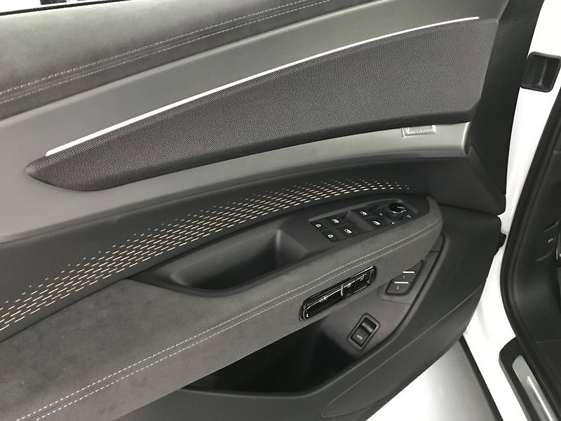 Audi Q7 Quattro 8TT 3,0TDI - fotka 11 z 26