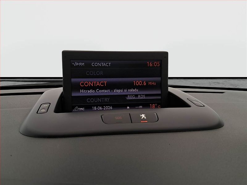Peugeot 3008 (2012) 1.6 VTi, po STK, jezdí výborně - fotka 12 z 20