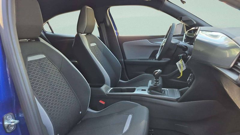 Opel Mokka (2026) Edition 1.2 TURBO (100 kW/ 136 - fotka 15 z 37