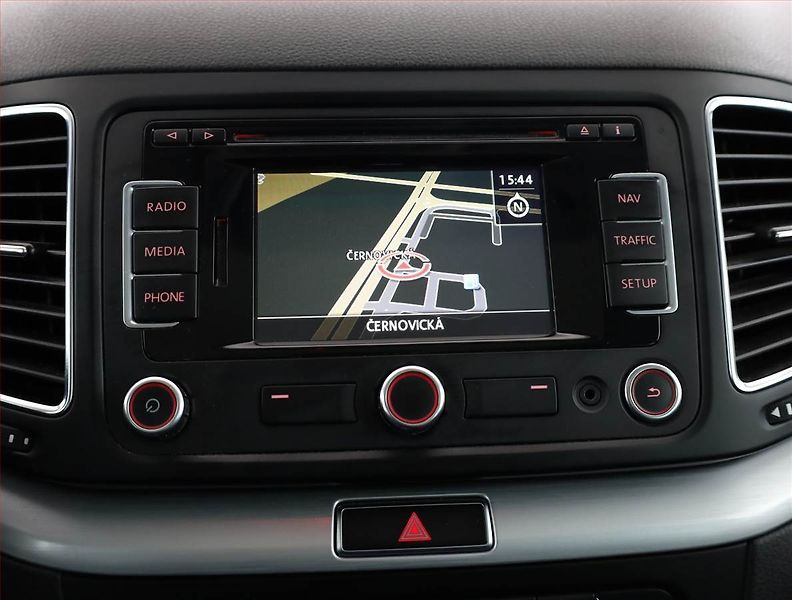 Volkswagen Sharan (2012) 2.0 TDI, 7 míst, Navi, Xenony - fotka 13 z 22