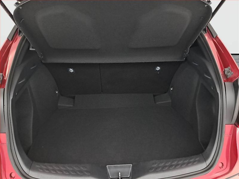 Toyota C-HR (2023) 1.8 Hybrid - fotka 14 z 16