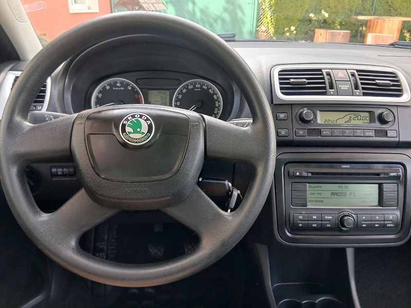 Škoda Roomster 1.2 HTP KLIMA - fotka 21 z 35