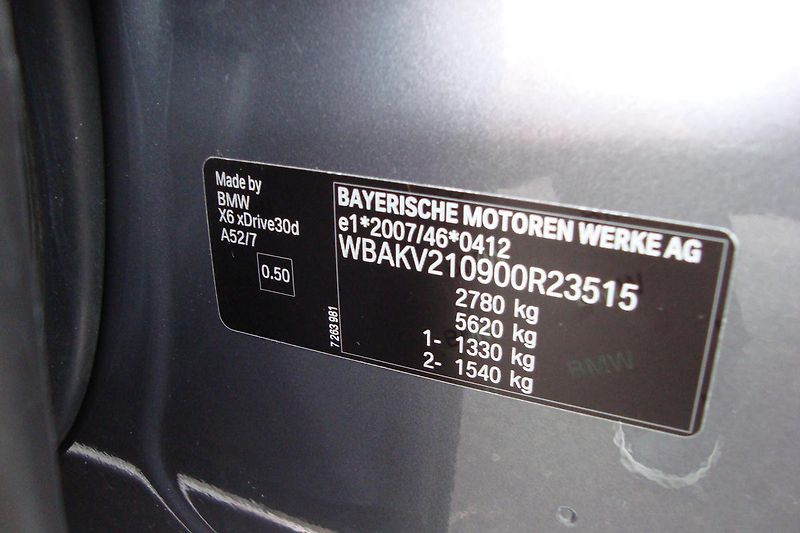 BMW X6 (2015) Xdrive,3.0d,M-Paket,ČR,1.Maj. - fotka 40 z 94
