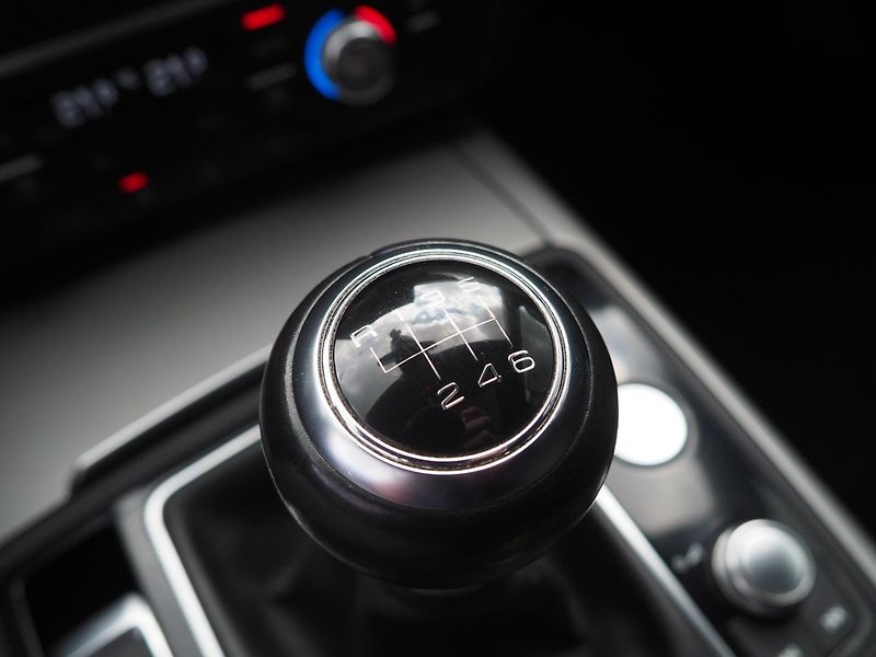 Audi A6 (2013) Avant 3.0 TDI, 150 kW - fotka 35 z 41