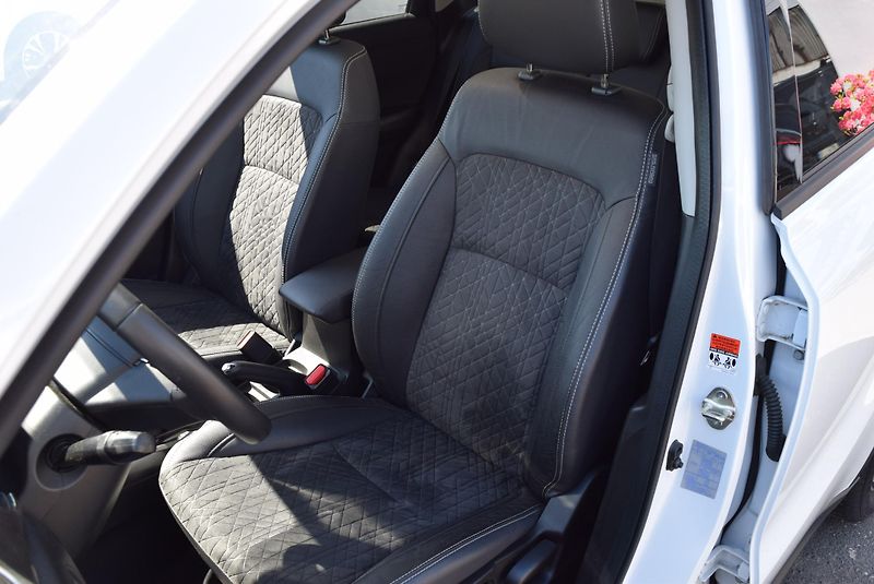 Suzuki Vitara (2019) 1.4 103kw BOOSTER JET ALL GRIP - fotka 23 z 50