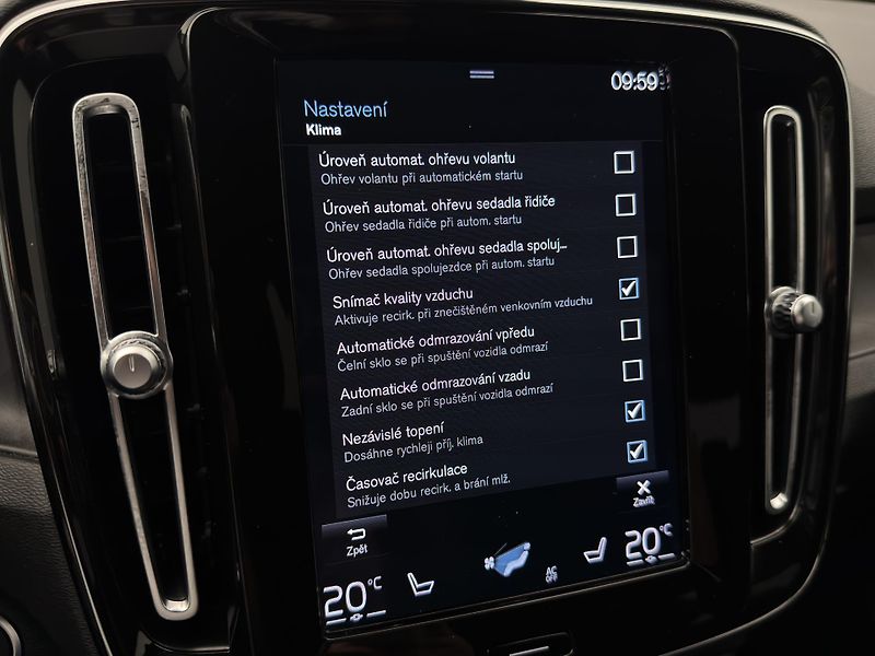 Volvo XC40 T5 RECHARGE CZ - fotka 41 z 48