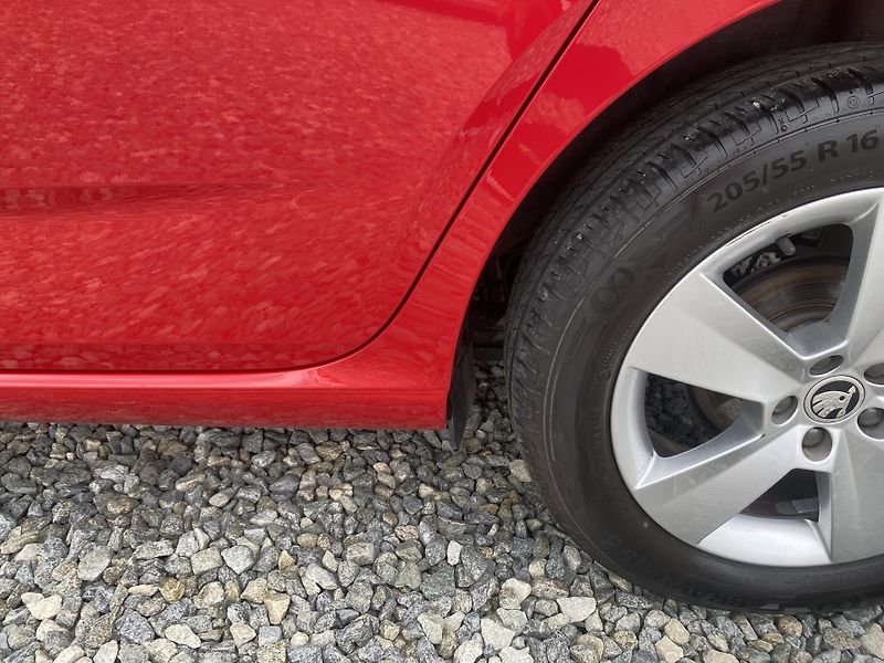 Škoda Scala 1.0i G-TEC STYLE CZ DPH LED 1A - fotka 28 z 156