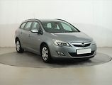 Opel Astra (2011) 1.7 CDTI, po STK, Tažné - náhled 1