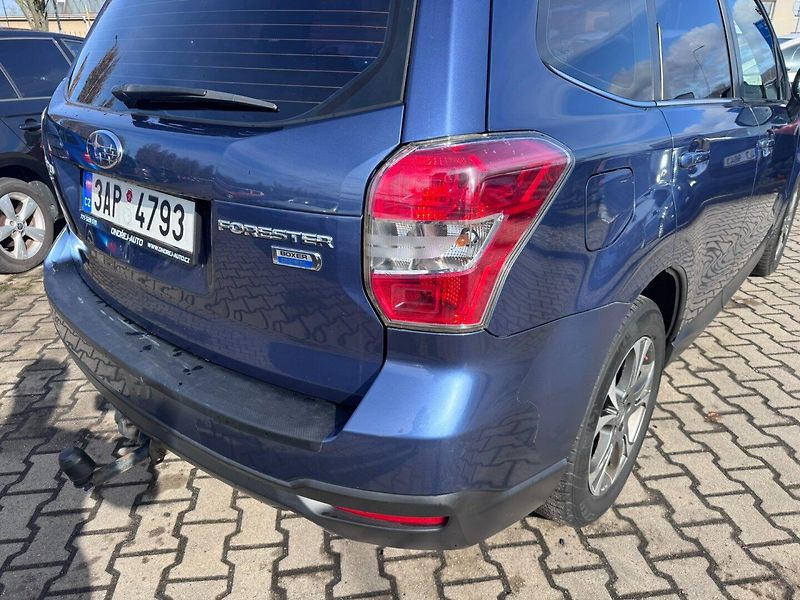Subaru Forester (2013) 4X4 2,0D 108 KW TAŽNÉ 2.MAJ - fotka 11 z 50