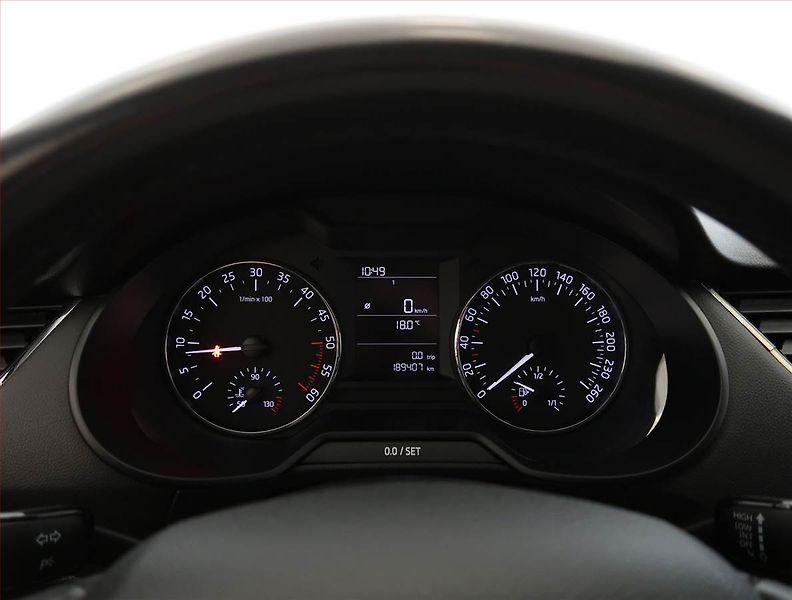 Škoda Octavia (2014) Ambition Plus 1.6 TDI - fotka 11 z 17