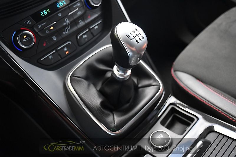 Ford Kuga 1.5TDCi ST-Line  - fotka 34 z 51