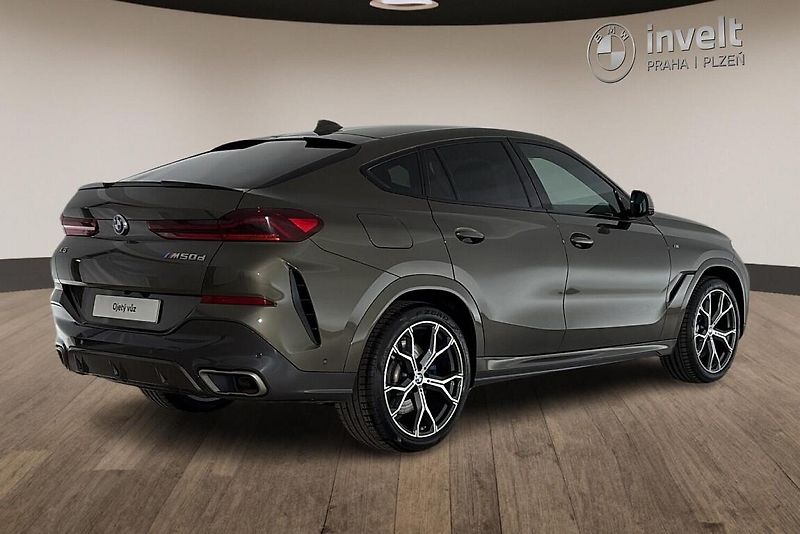 BMW X6 M50d - fotka 3 z 27