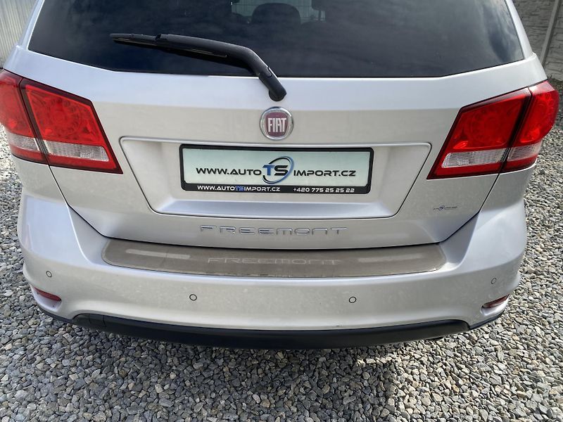 Fiat Freemont 2.0MJET 140PS 7MÍST KŮŽE MAN!! - fotka 43 z 166