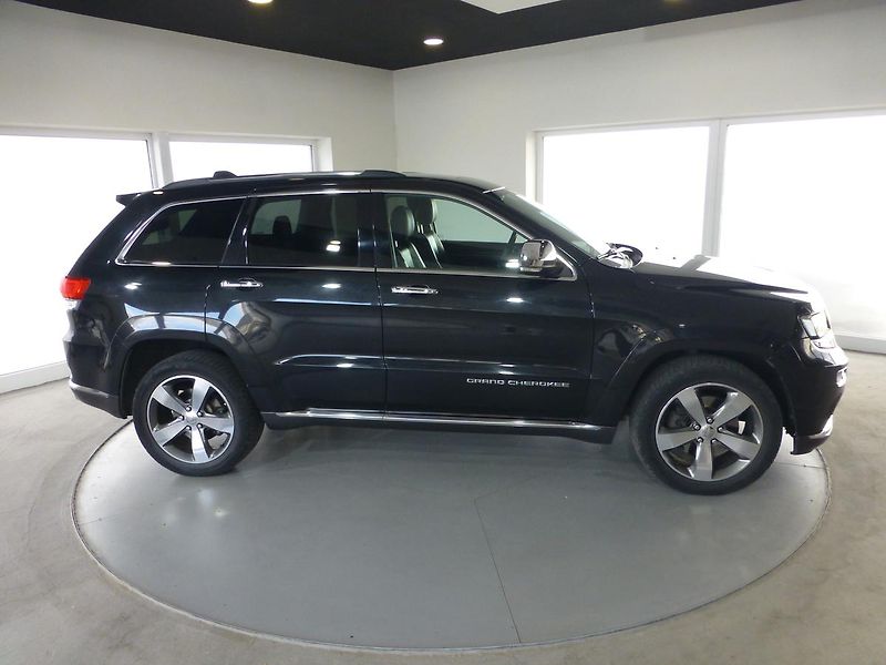 Jeep Grand Cherokee (2013) 3,0CRDI*VYHŘ.S*PARK.KAME*XENON - fotka 5 z 28