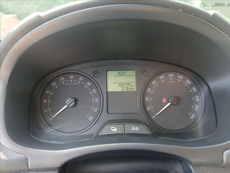Škoda Fabia 1,6 66kw, Tažné - fotka 6 z 8