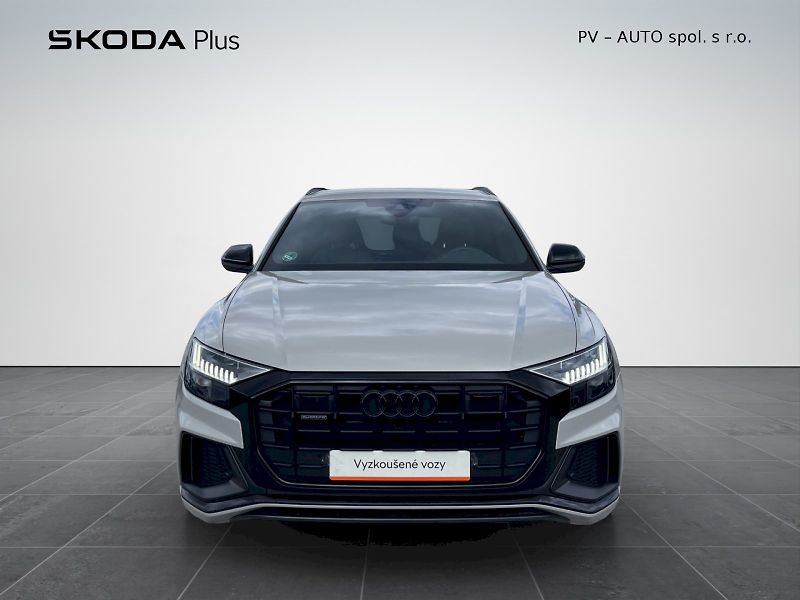 Audi Q8 (2023) 50 TDI 210 kW Quattro S-Line T - fotka 4 z 35