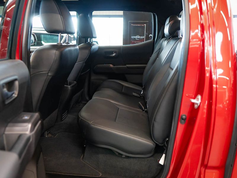 Toyota Tacoma (2022) 3.5 Special Edition 4x4 2022 - fotka 28 z 33