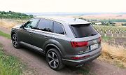 Audi Q7.