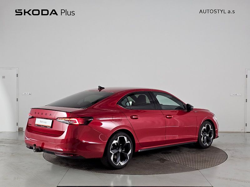 Škoda Superb (2025) 1.5TSI 110kW DSG SPORTLINE TAŽ - fotka 2 z 30