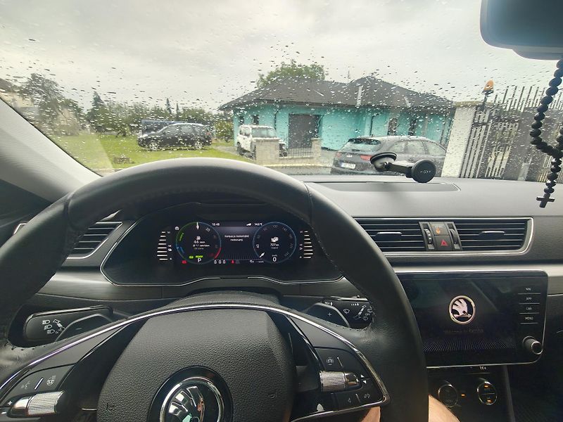 Škoda Superb (2022) iV - fotka 6 z 7