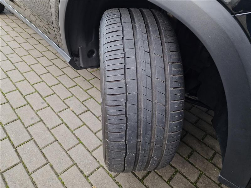Mercedes-Benz GLE 350e 4Matic,původ ČR,1.Maj. - fotka 48 z 50