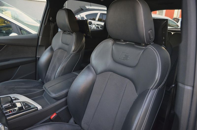 Audi Q7 (2016) 3.0TDi Q S-Line 1.MAJ./ VÝBAVA - fotka 22 z 51