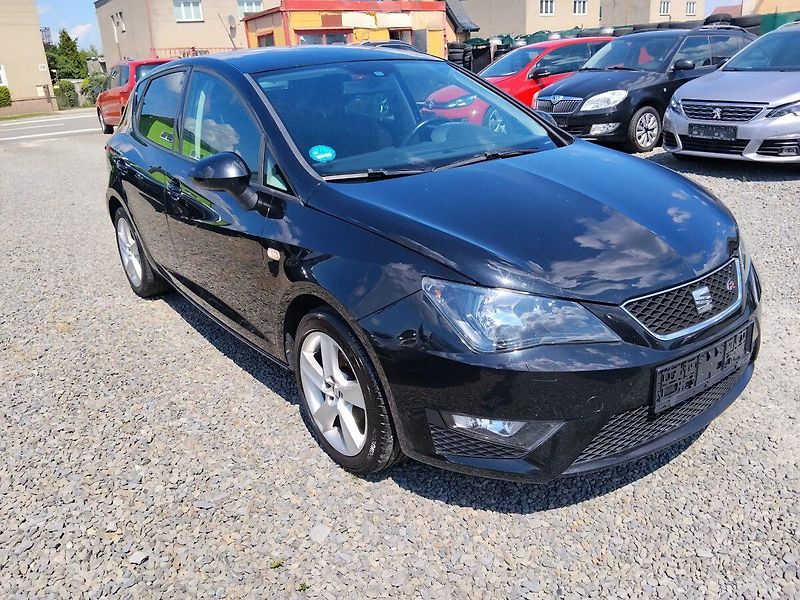 Seat Ibiza (2015) - fotka 15 z 25