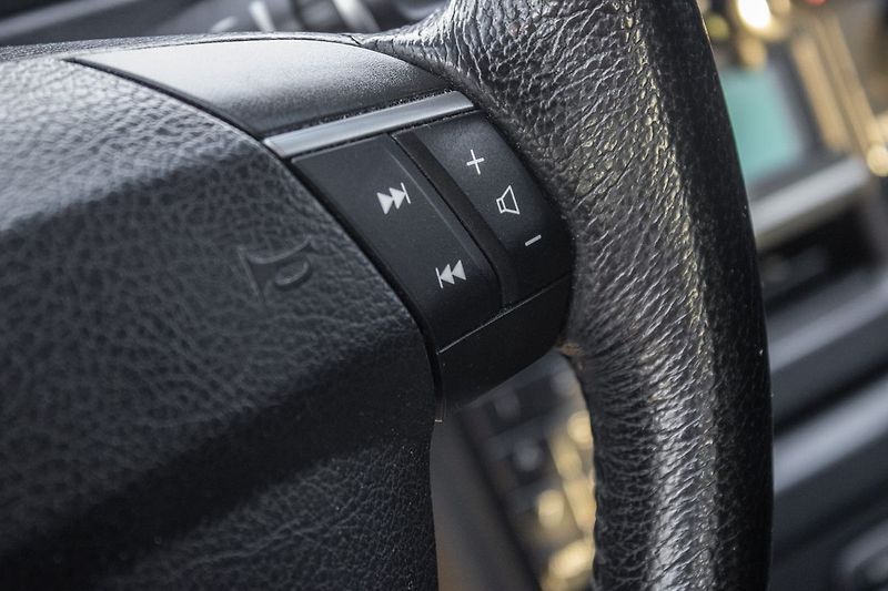 Volvo XC90 DVD, nezávislé topení, tažné. - fotka 29 z 43