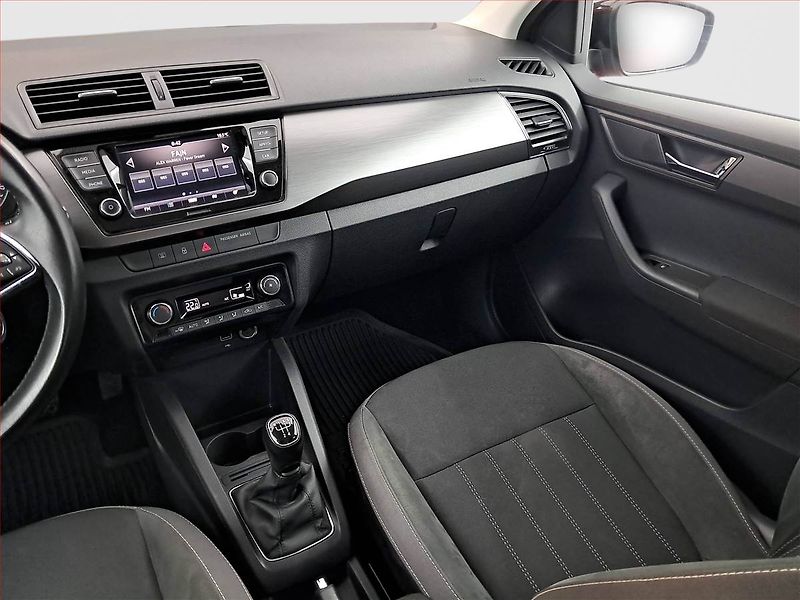 Škoda Fabia (2021) Style 1.0 TSI, ČR,1.maj - fotka 8 z 18