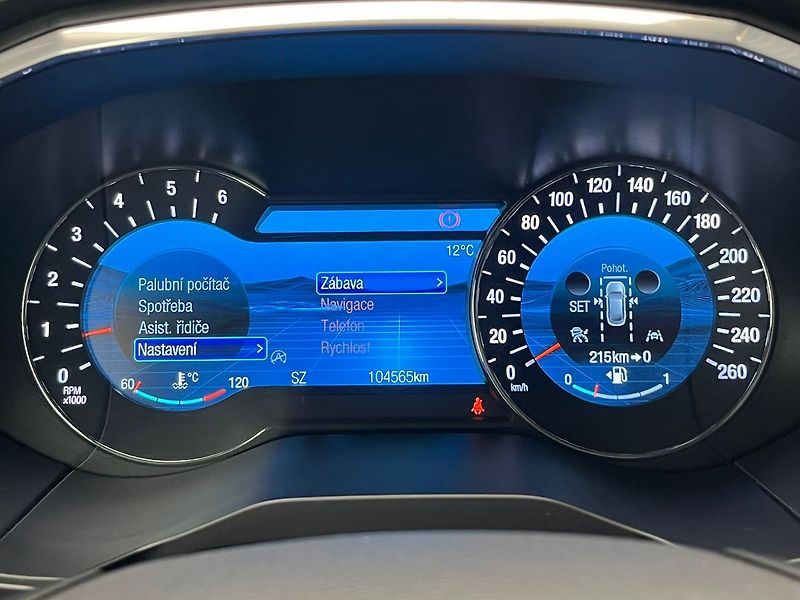 Ford S-MAX 2.0 EB Titanium LED manuál - fotka 52 z 65