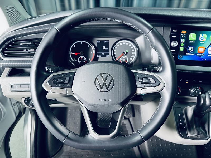 Volkswagen Transporter (2023) 6.1*BULLI*LONG*DSG*TDI - fotka 20 z 37