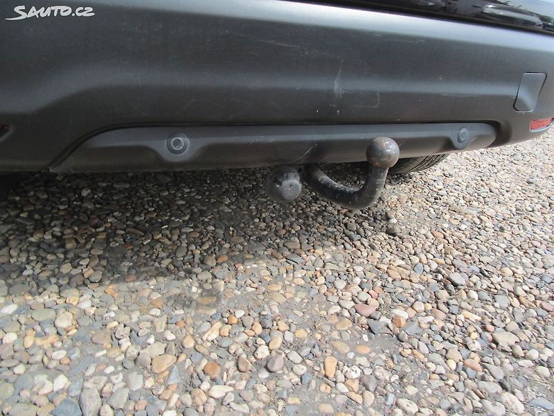 Nissan Qashqai 1,6DCI-96KW-AUTOMAT - fotka 12 z 28