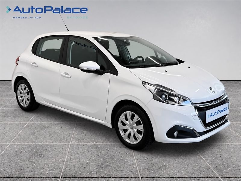 Peugeot 208 1,2 PURETECH 60 KW - fotka 3 z 12
