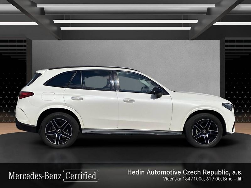 Mercedes-Benz GLC (2023) 400 e 4MATIC - fotka 6 z 29