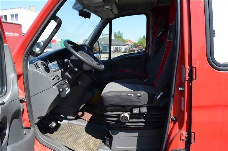 Iveco Daily (2011) 70C18 3,0 HTP - CHLADÍRENSKÝ - fotka 17 z 20