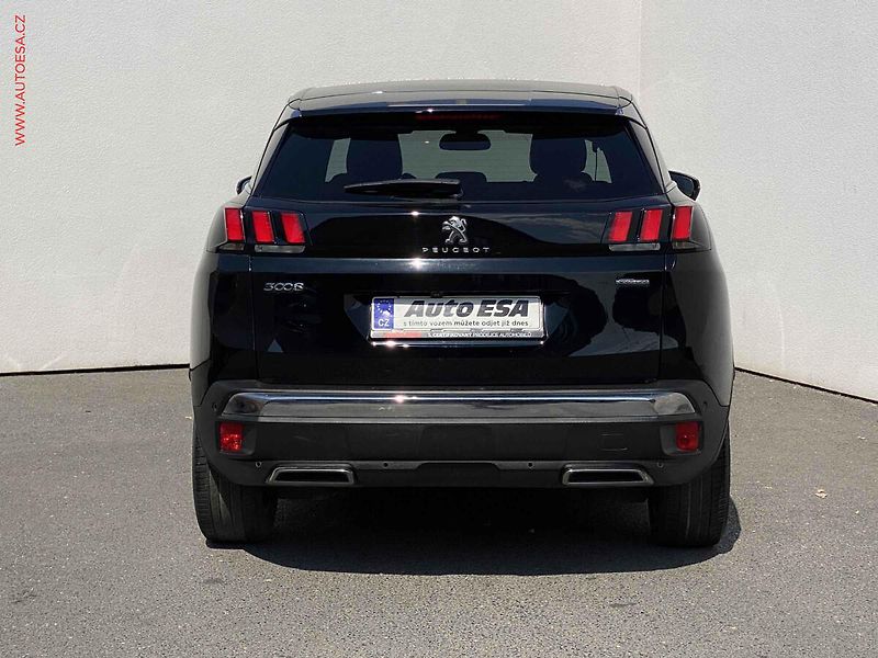 Peugeot 3008 (2019) 1.2 PT, GT Line, LED, navi - fotka 5 z 18