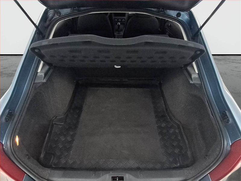 Škoda Octavia (2011) 1.6, po STK, zamluveno - fotka 14 z 15