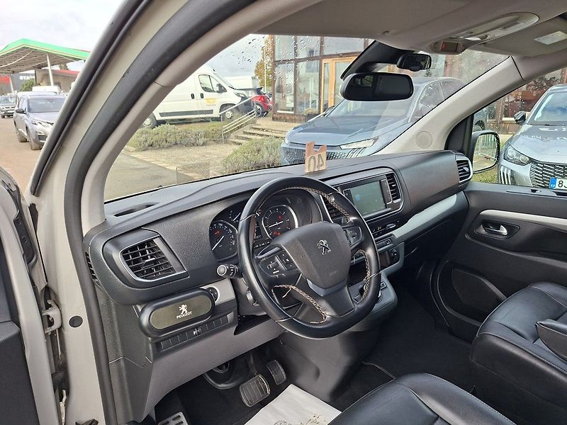 Peugeot Traveller LONG ALLURE 2,0 BHDI 180k EAT8 - fotka 12 z 25