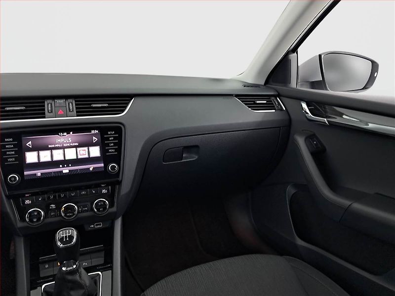 Škoda Octavia (2018) Style 1.6 TDI, Tempomat - fotka 8 z 20