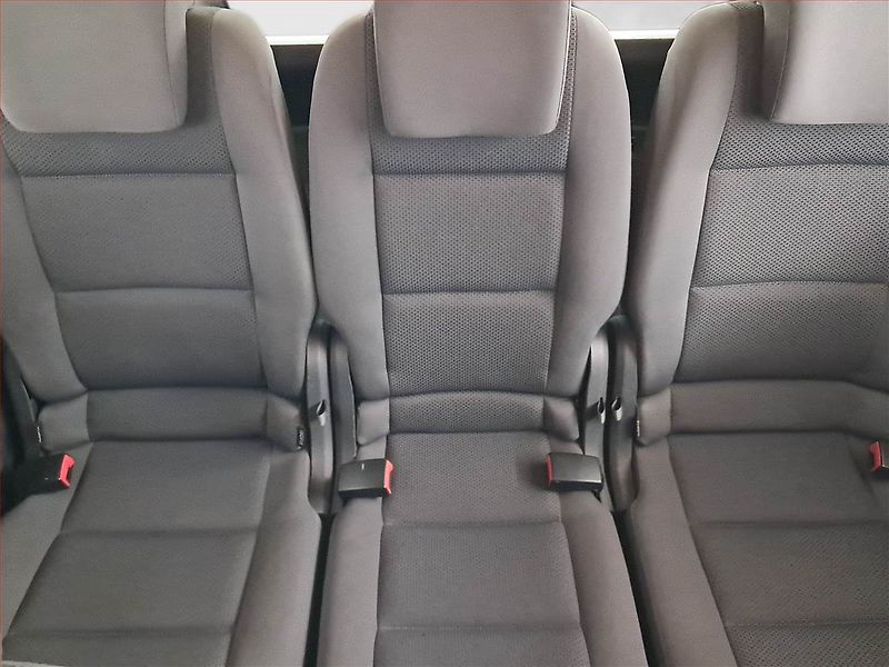 Volkswagen Touran (2011) 1.2 TSI, Tempomat - fotka 10 z 17
