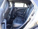 Mercedes-Benz CLA 2,0 250 160kW 4M AMG Sport SB - náhled 14
