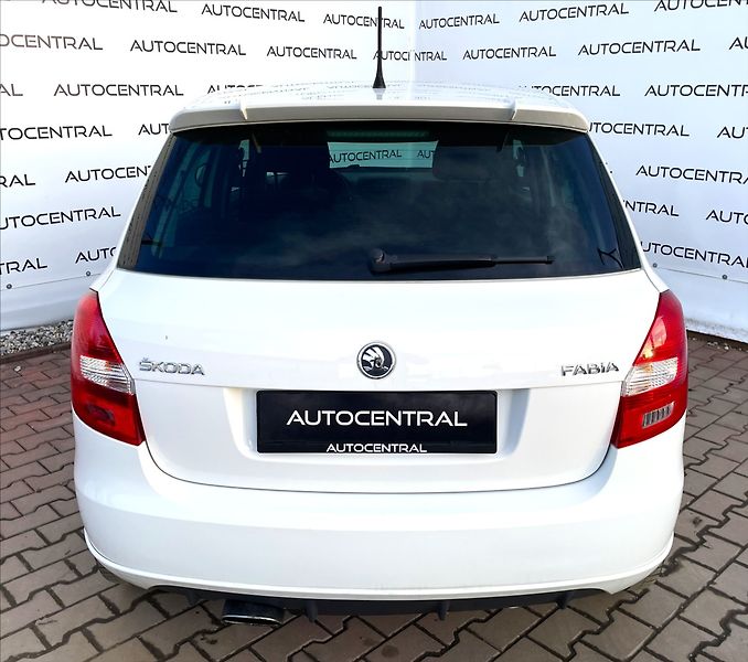 Škoda Fabia 1,2 TSI 63kw klima po servisu - fotka 6 z 21