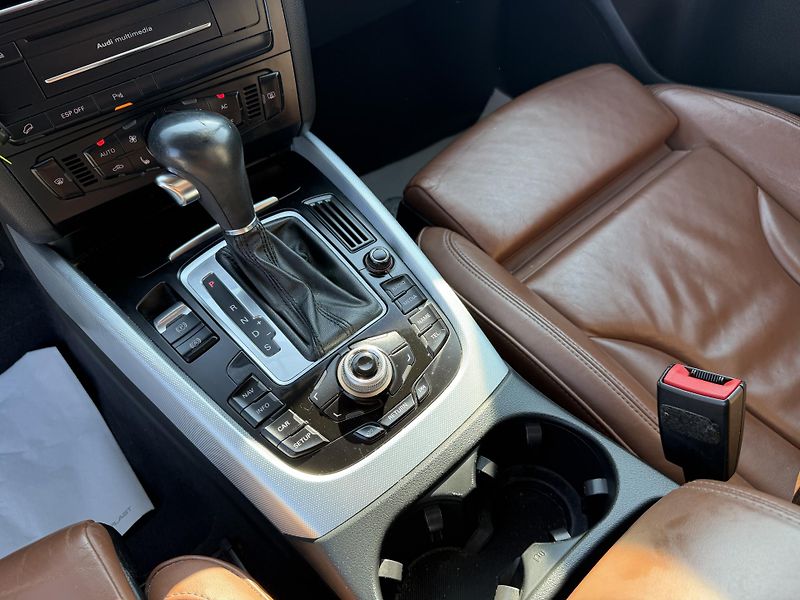 Audi Q5 2.0TSi 4x4 210PS KUŽE ALU AUT! - fotka 154 z 158