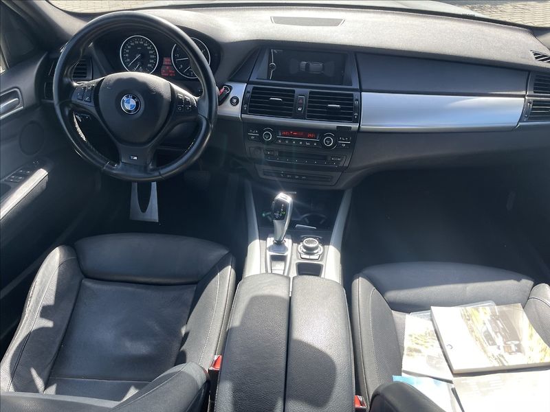 BMW X5 3,0 XDRIVE 40D M-Paket CZauto - fotka 11 z 33